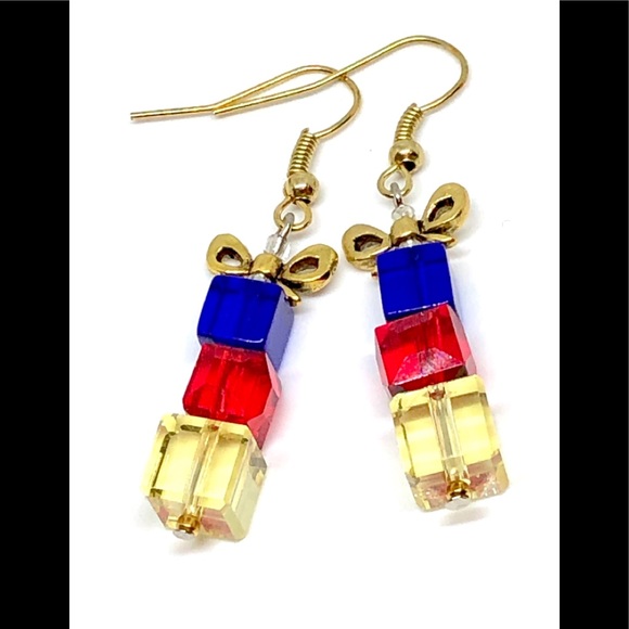 Christmas Yellow Red Blue Cube Bow Gift Earrings - Picture 1 of 3